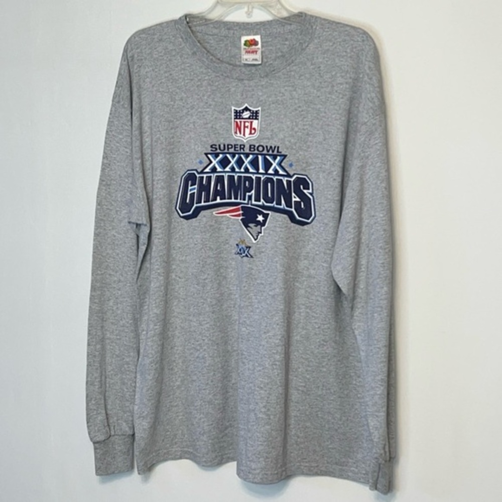 New England Patriots Super Bowl 39 Champions Long Sleeve Shirt Size XL NWOT.